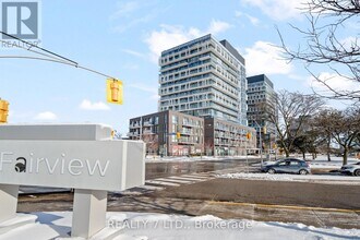 128 Fairview Mall Dr in Toronto, ON - Building Photo - Building Photo