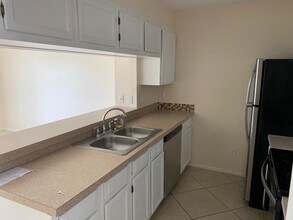 293 Cypress Point Dr in Palm Beach Gardens, FL - Building Photo - Building Photo