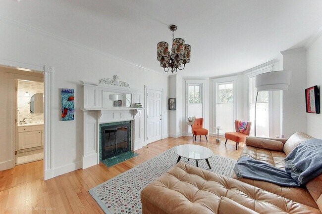 34 Catherine St-Unit -A in Newport, RI - Building Photo - Building Photo