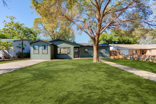 4008 26th St in Lubbock, TX - Building Photo - Building Photo