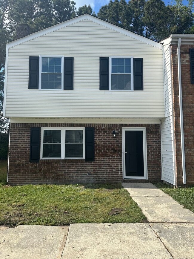 property at 408 Myrtlewood Cir