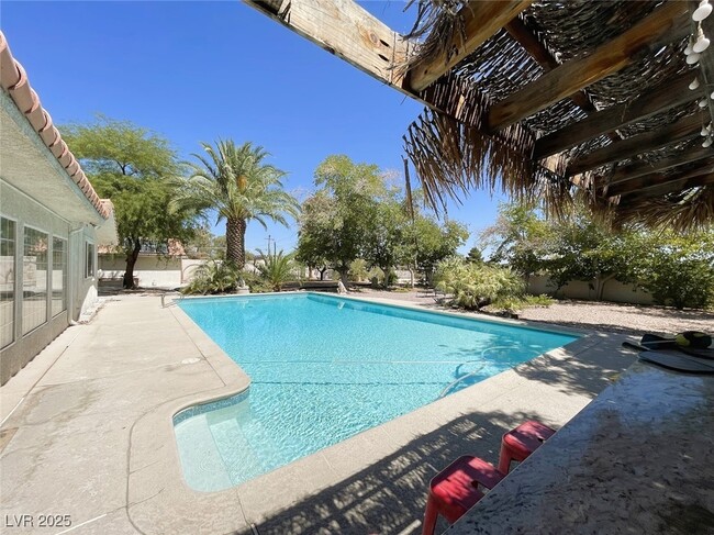 property at 5328 S Topaz St