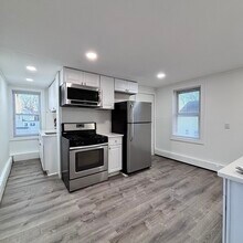 12 Pine St in Attleboro, MA - Building Photo - Building Photo