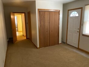 2410 Jane St, Unit 1 in Pittsburgh, PA - Building Photo - Building Photo