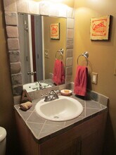 1055 Baxter St in Athens, GA - Foto de edificio - Building Photo