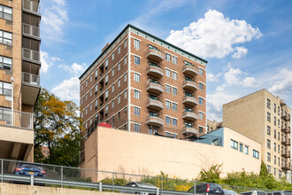 The Waterford in Bronx, NY - Building Photo - Building Photo