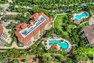 2728 Tiburon Blvd E in Naples, FL - Building Photo - Building Photo