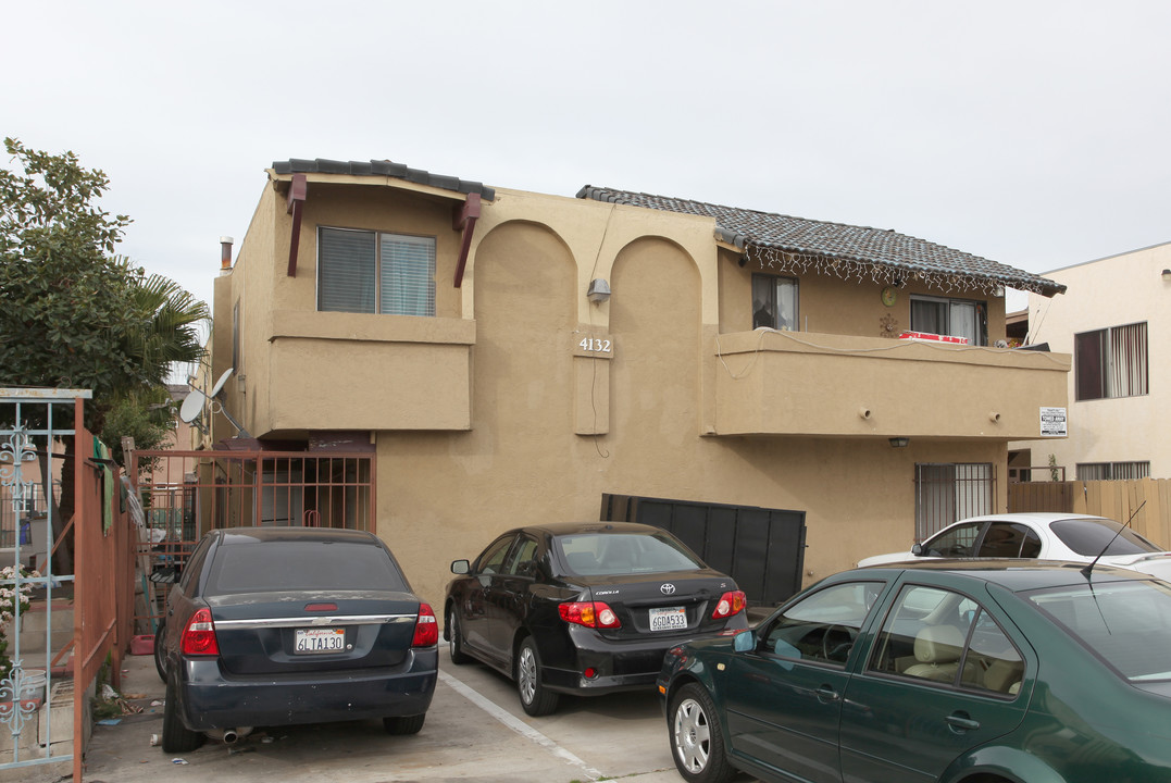 4132 Van Dyke Ave in San Diego, CA - Building Photo