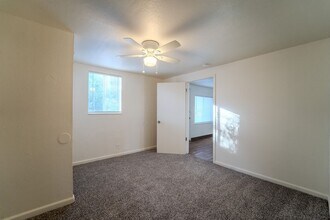 1358-1372 Dewsnup Ave in Gridley, CA - Building Photo - Building Photo