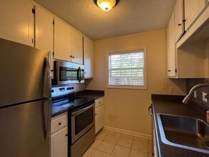 302 Ridgeway Dr in Enterprise, AL - Building Photo - Building Photo