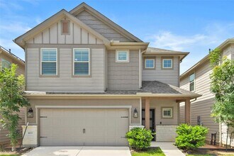 4033 Starbright St in Houston, TX - Building Photo - Building Photo