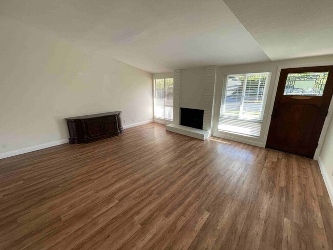 12146 Bradford Pl in Los Angeles, CA - Building Photo - Building Photo