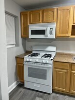 6531 Theodore St in Philadelphia, PA - Building Photo