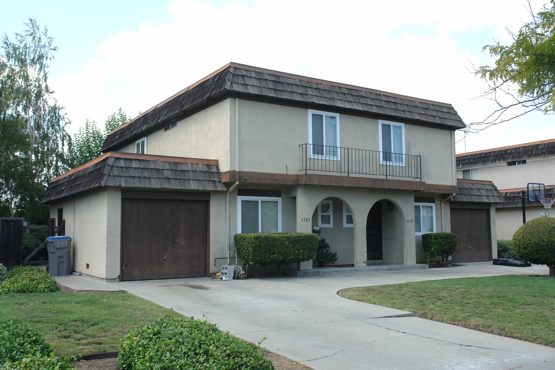 4785 Eagle Lake Dr in San Jose, CA - Building Photo