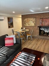 402 Constitution Ave NE, Unit B in Washington, DC - Building Photo - Building Photo