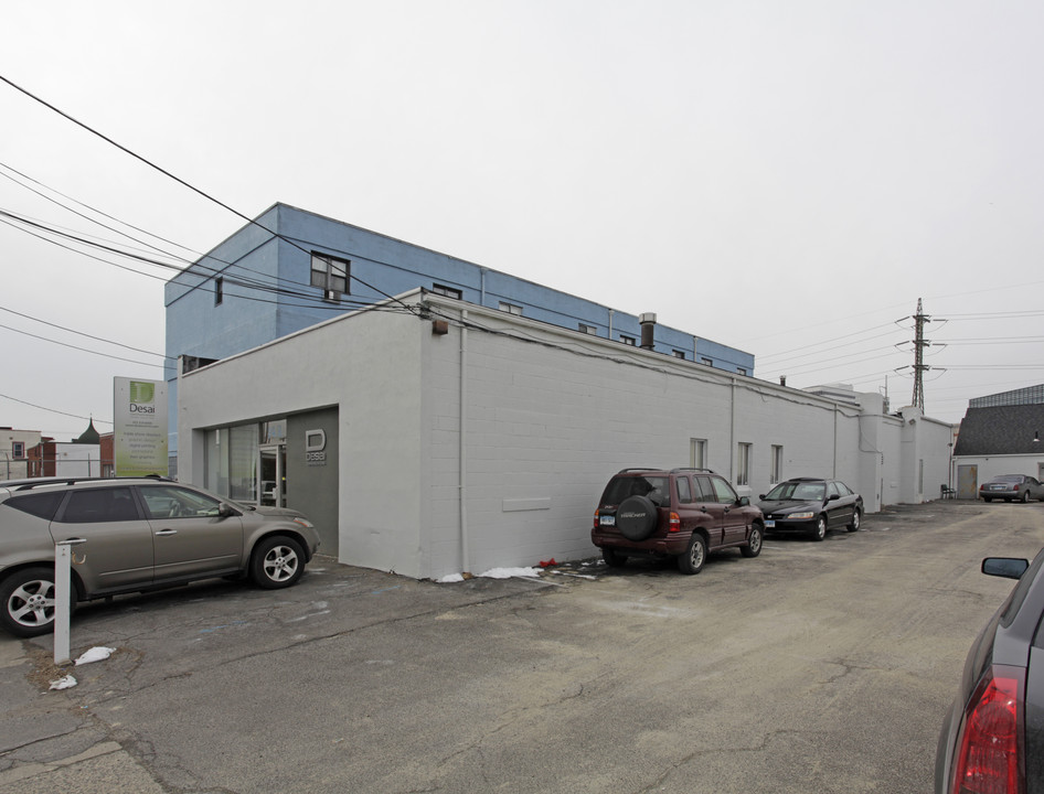 Flintlok Apartments in Stamford, CT - Building Photo