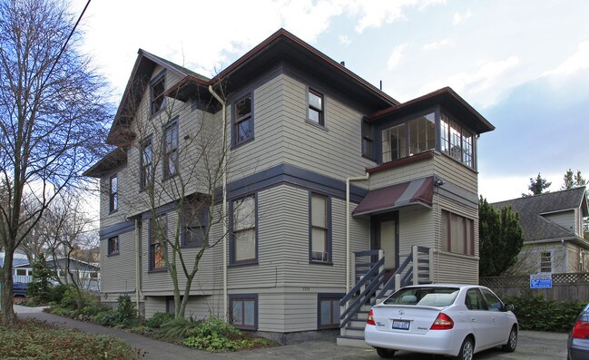 935 13th Ave in Seattle, WA - Building Photo - Building Photo