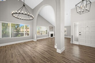 2270 Bromfield Ct in Walnut Creek, CA - Building Photo - Building Photo