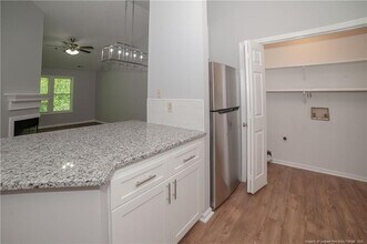 974 Stewarts Creek Dr in Fayetteville, NC - Building Photo - Building Photo