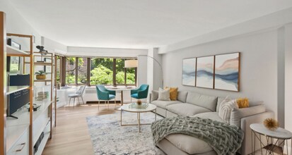 1355 N Lake Shore Dr in Chicago, IL - Building Photo - Building Photo