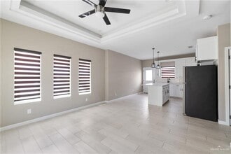12 N Hester St in Edinburg, TX - Building Photo - Building Photo