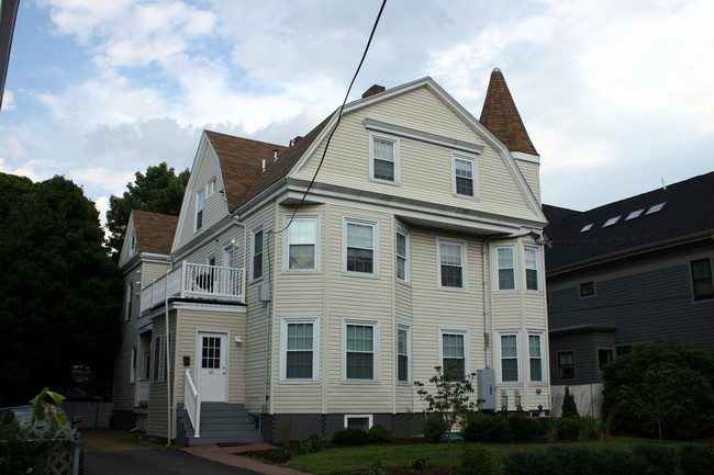 103-105 Orchard St in Somerville, MA - Building Photo - Building Photo