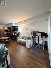 70 Temperance St in Toronto, ON - Building Photo - Building Photo