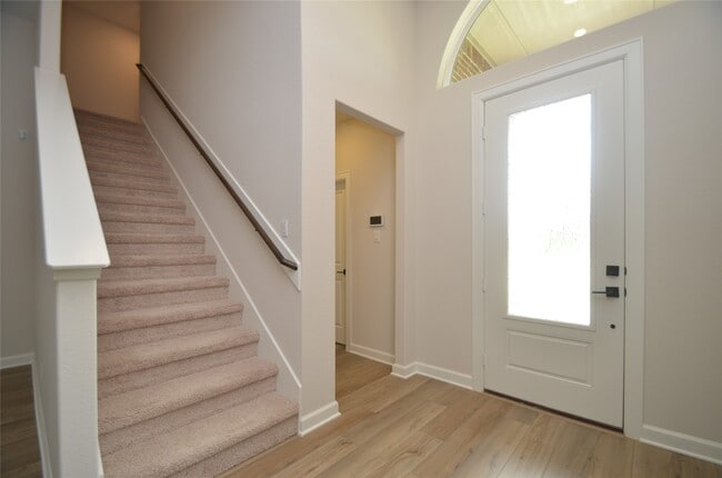 2925 Floating Barque Dr in Santa Fe, TX - Building Photo - Building Photo