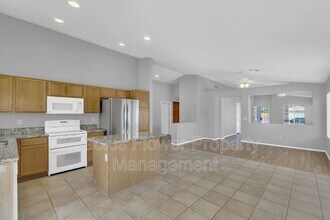 2401 E Derringer Way in Chandler, AZ - Building Photo - Building Photo