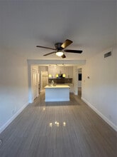 914 NE 15th Ave in Fort Lauderdale, FL - Building Photo - Building Photo