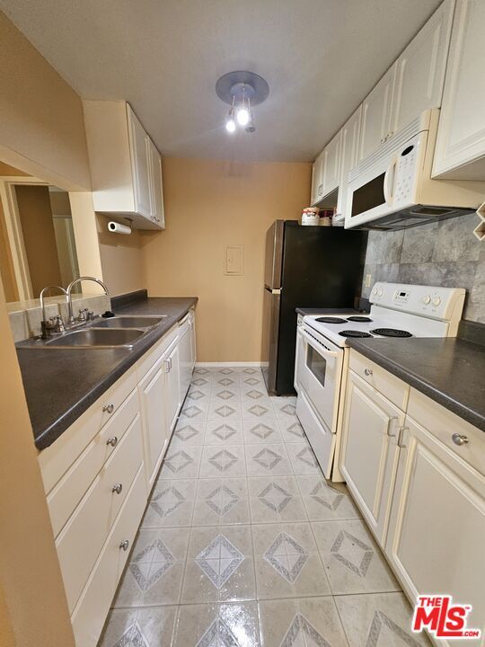 property at 5460 White Oak Ave