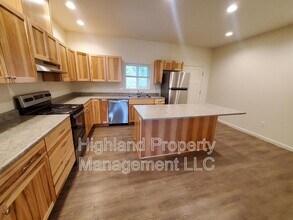 504 NE Stadium Way in Pullman, WA - Foto de edificio - Building Photo