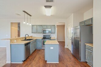 715 Presscott St in Crestview, FL - Building Photo - Building Photo