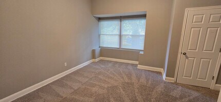 7000 Dunbar Rd in Dundalk, MD - Building Photo - Building Photo