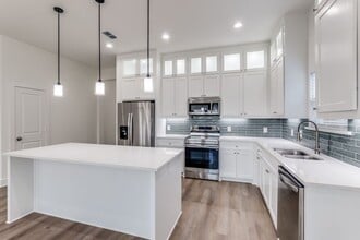 2534 Southland St in Dallas, TX - Building Photo - Building Photo