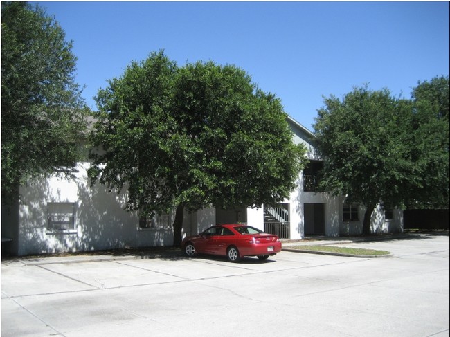 Twelve Oaks in Bradenton, FL - Foto de edificio - Building Photo