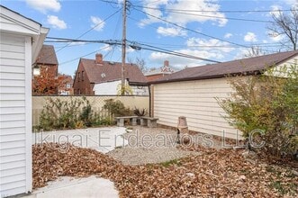 3613 Cummings Rd in Cleveland Heights, OH - Foto de edificio - Building Photo