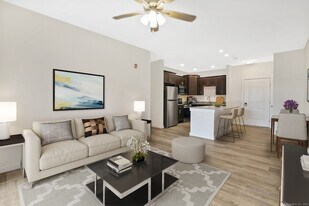 280 Salmon Brook St, Unit 4313 in Granby, CT - Building Photo