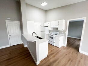 6521 W Lucky Ln, Unit 201 in Boise, ID - Building Photo - Building Photo