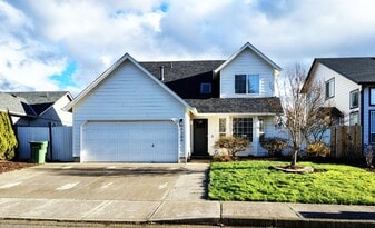 4398 Northside Dr NE in Salem, OR - Building Photo