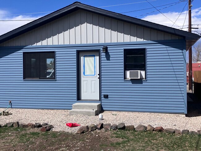 1805 Beck Ave in Cody, WY - Building Photo - Building Photo