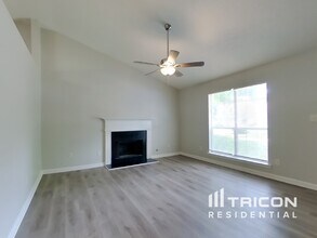 101 Grand Oaks Way in Stockbridge, GA - Building Photo - Building Photo