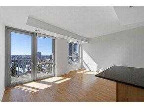 929 Portland Ave in Minneapolis, MN - Foto de edificio - Building Photo