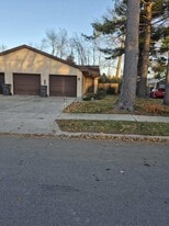 4906 Russell St in Midland, MI - Building Photo