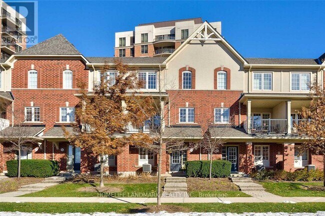 93 Georgian Dr