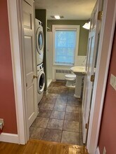 28 Farmington Rd, Unit 1 in Newton, MA - Building Photo - Building Photo