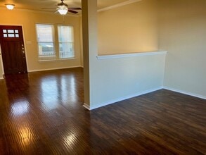 129 Red Hawk Ridge in San Antonio, TX - Building Photo - Building Photo