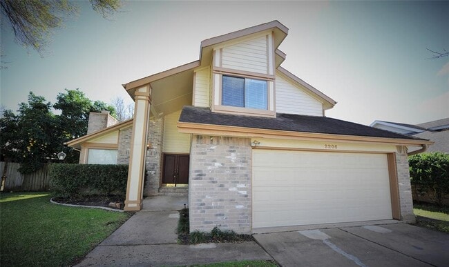 property at 2206 Greencove Ln