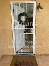 5006 Headingly Ave NE in Albuquerque, NM - Foto de edificio - Building Photo