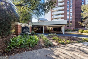 375 Ralph McGill Blvd NE in Atlanta, GA - Building Photo